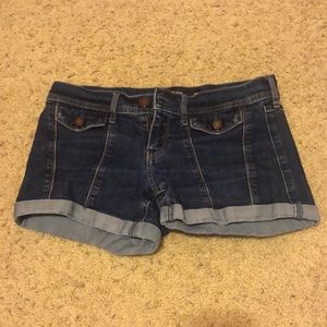 Hollister midi shorts size 3 w 26